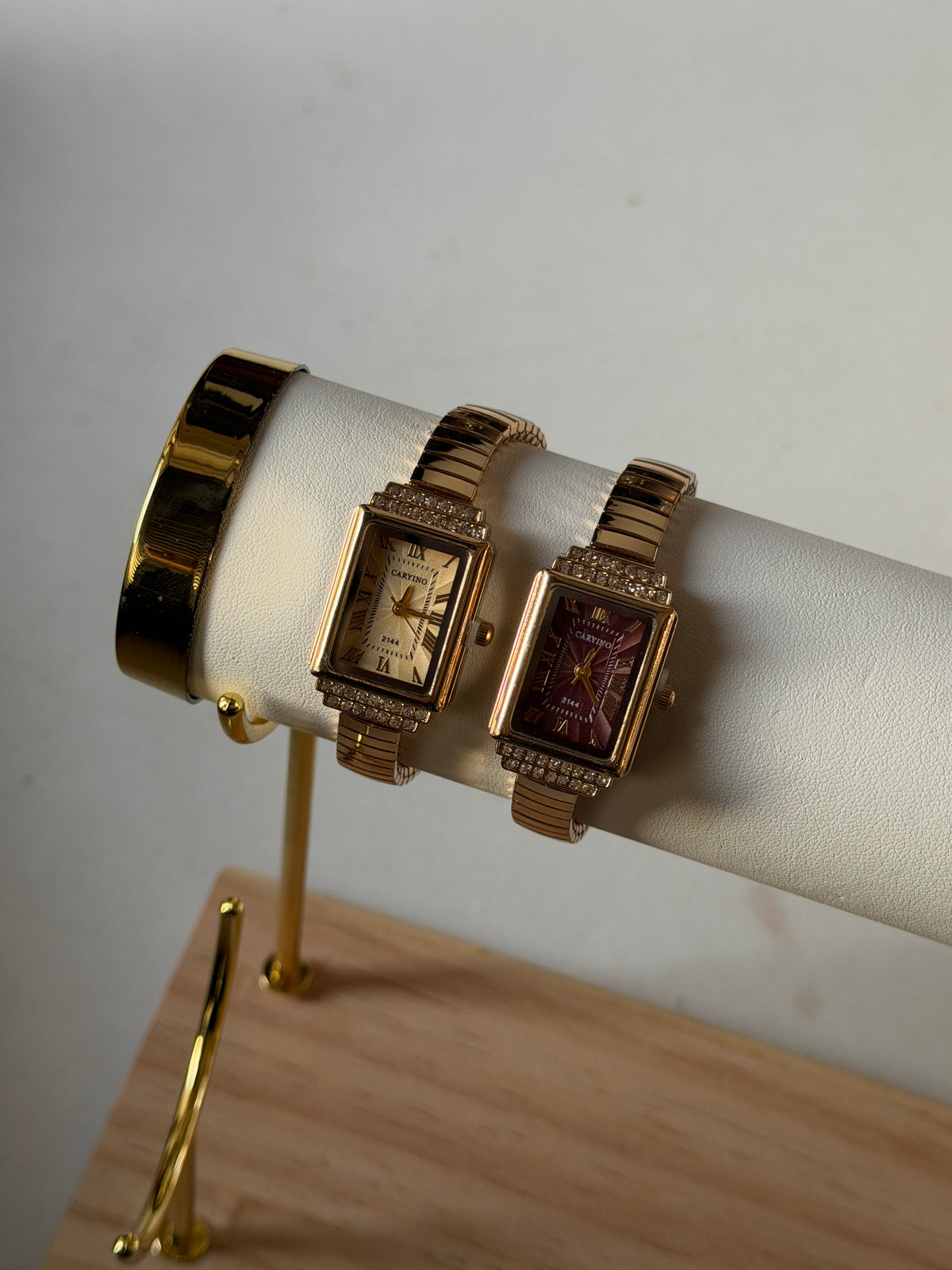 Nia Stretchable Watch
