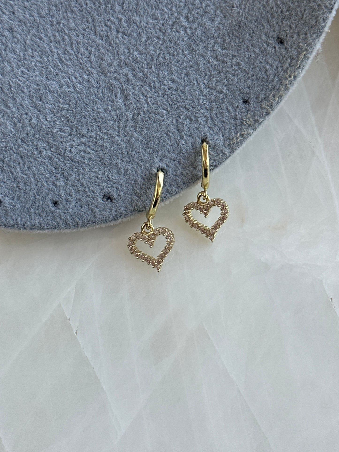 Cupid's call huggies