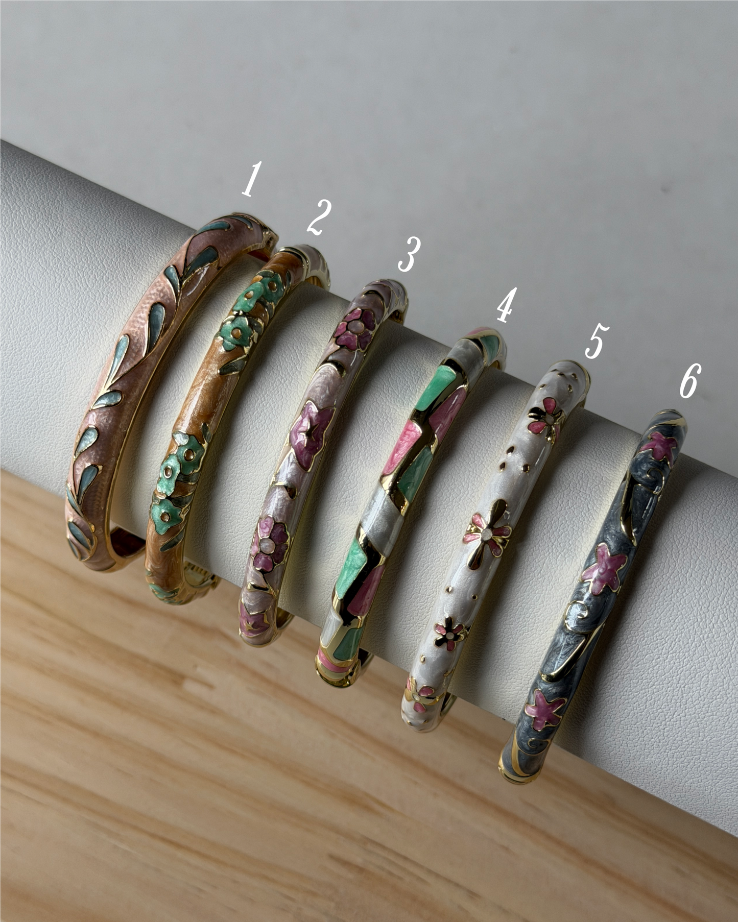 Meenakari Bracelet (Pink and Cream)
