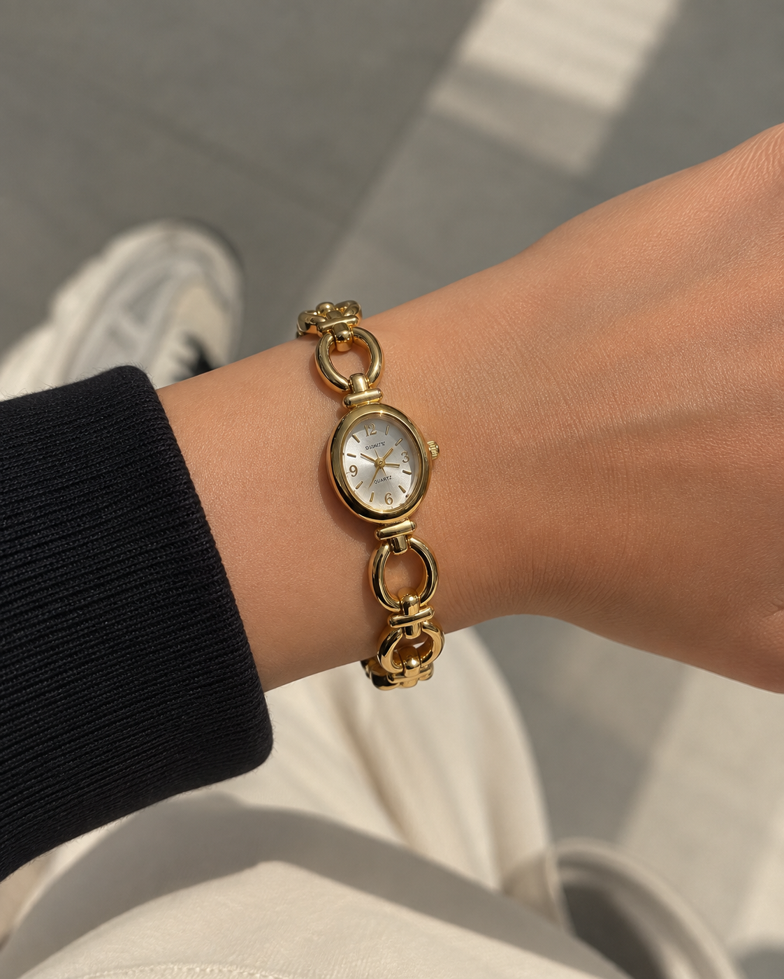 Maeve Watch (Gold)