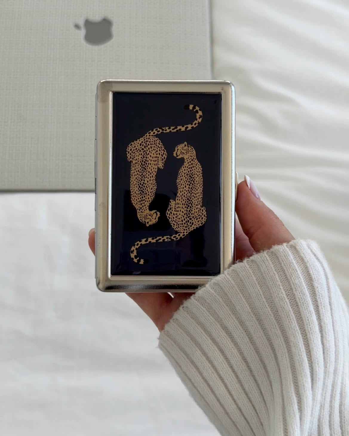 Wild Thing Wallet Case [ Preorder ]