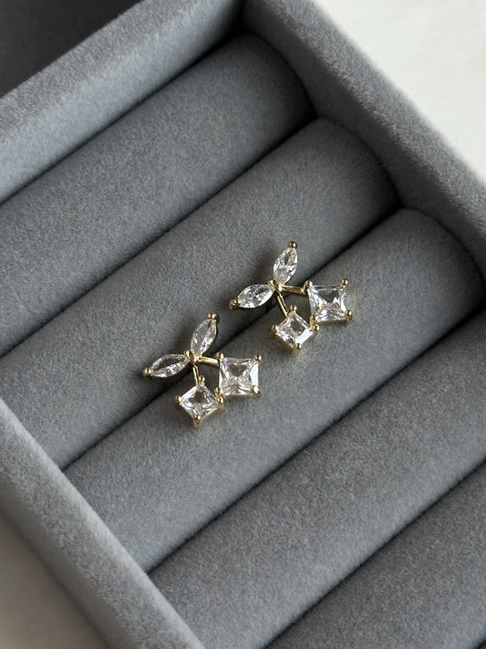 Cherry studs